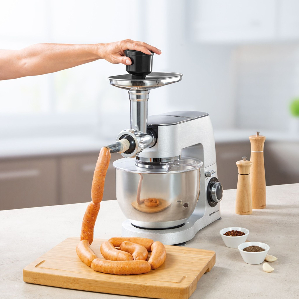 Robot kuchenny w zestawie z 14 akcesoriami