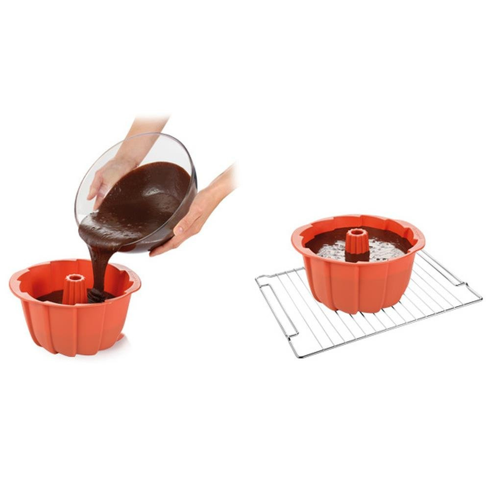 Silikonowa forma na babkę wielkanocną - motyw plisy, średnica 24 cm, wysokość 10 cm | TESCOMA DELICIA SILICON PRIME